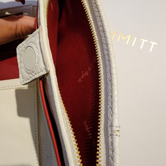 Hammitt 110 North Wallet - Marshmallow White Snake - Picture 4 of 4